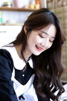女友做了闺蜜的脚奴